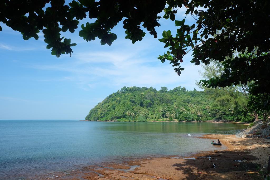 Lomtalay Resort Trat Laem Ngop Exterior foto